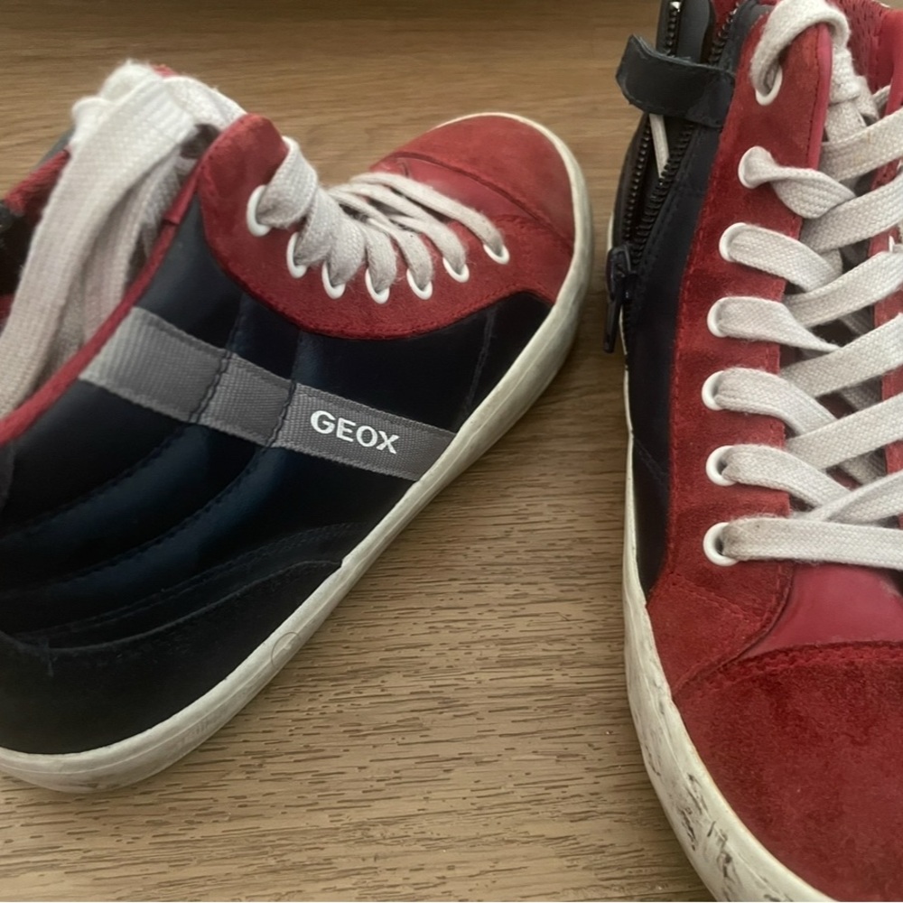 Geox Men's Red and Black High-Top Sneakers